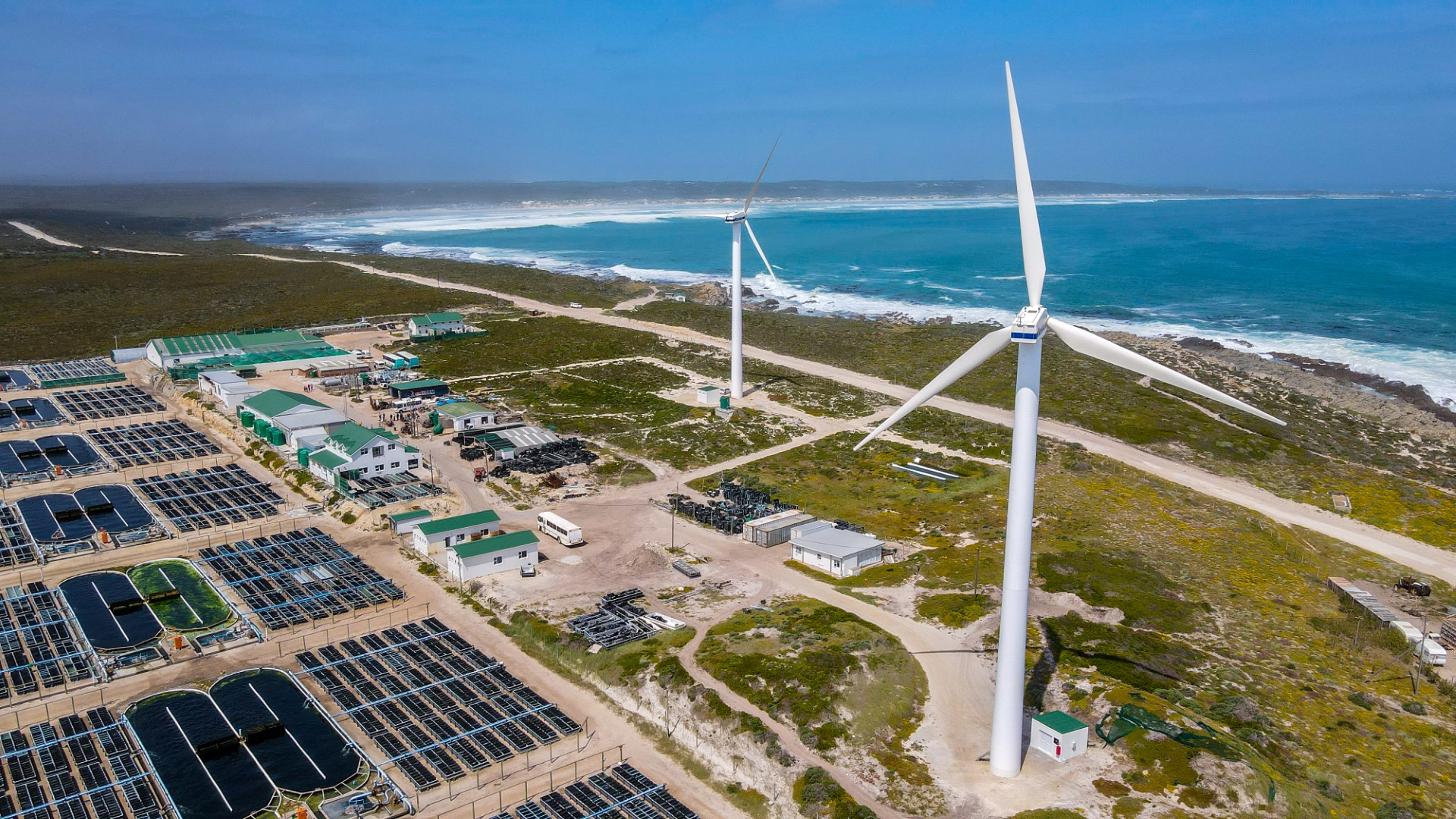 Detailed wind turbine blade inspection with drone technology